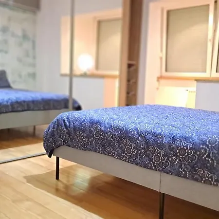 Daria Lorenzo דירה *